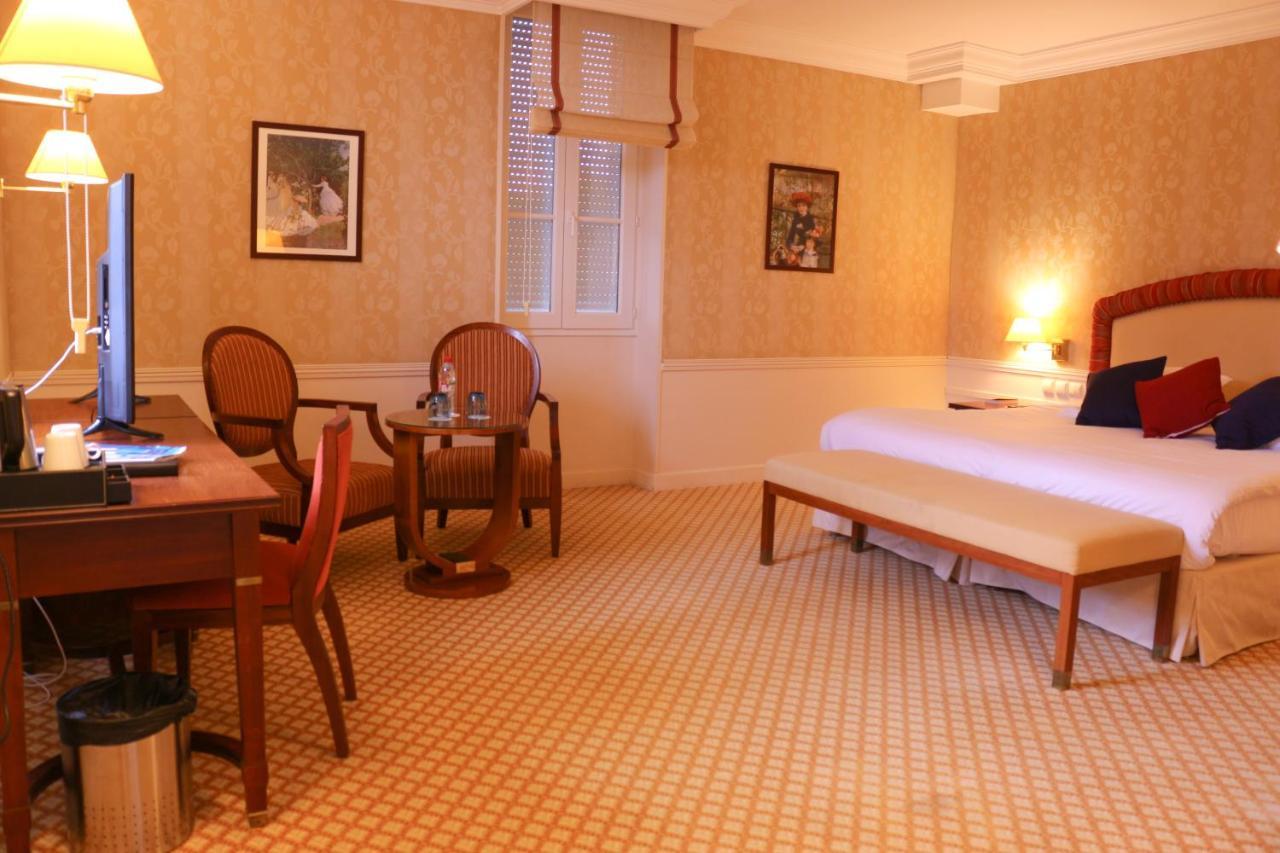 Le Domaine Des Roches, Hotel & Spa บริยาร์ ภายนอก รูปภาพ